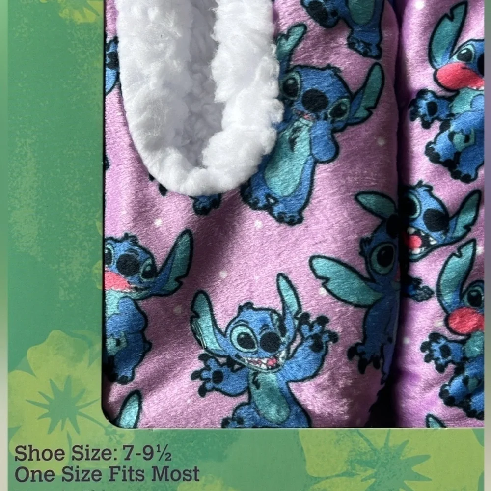 🆕 DISNEY STITCH FUZZY SLIPPER SOCKS Faux Fur Fuzzy Babba  Shoe Size 7-9.5